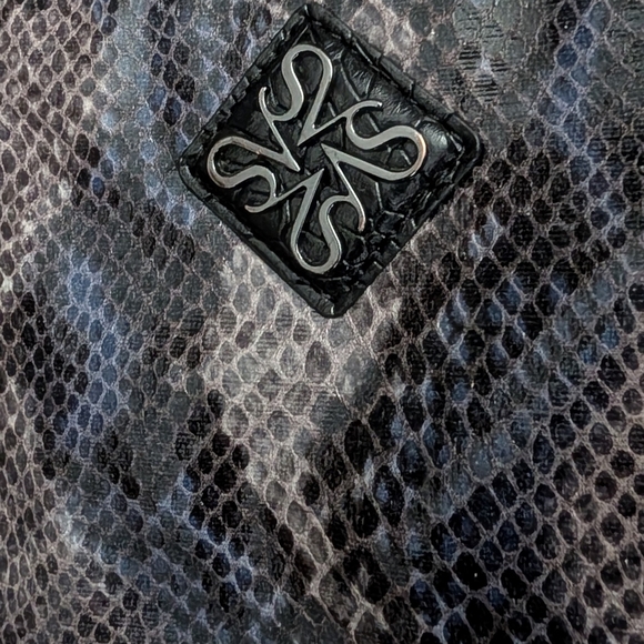 Vera Wang Snake Print Satchel - Picture 4 of 5